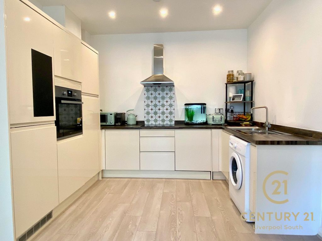 Property photo 3 of 9