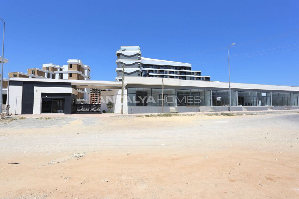 Property photo 1 of 28