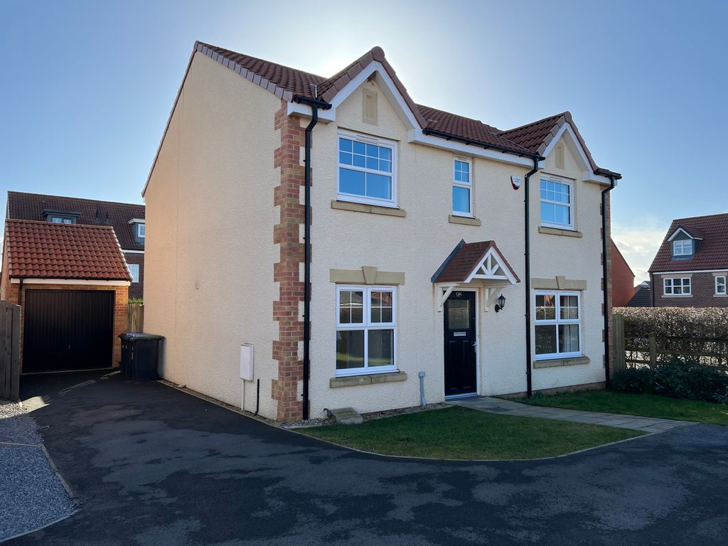 Property photo 1 of 18 External