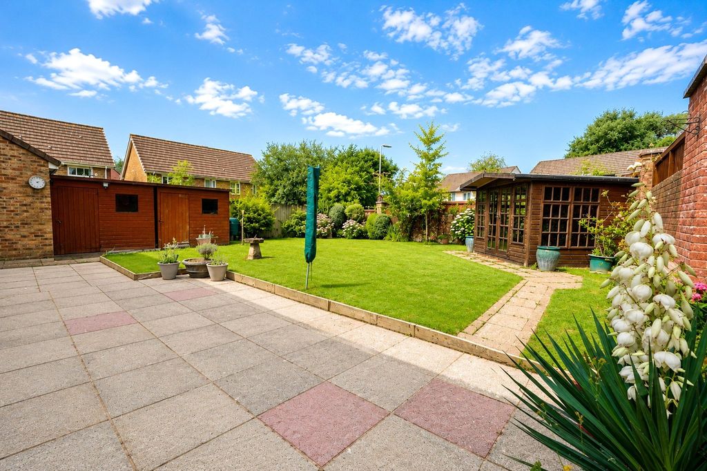 Property photo 2 of 17 Picture No. 05