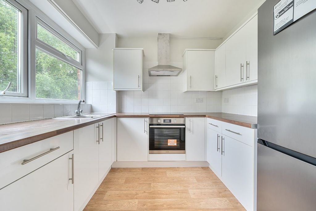 Property photo 1 of 12 Kitchen