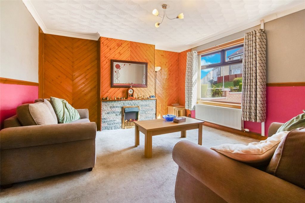 Property photo 2 of 17 Picture No. 20