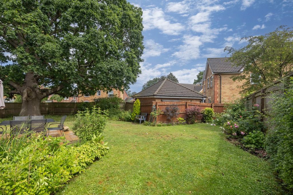 Property photo 3 of 17