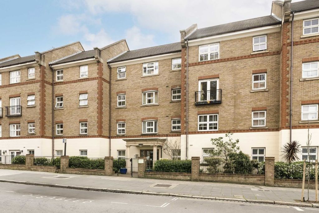 Property photo 1 of 7