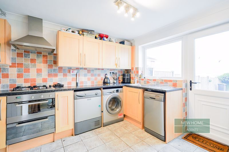 Property photo 3 of 27 Photo 17