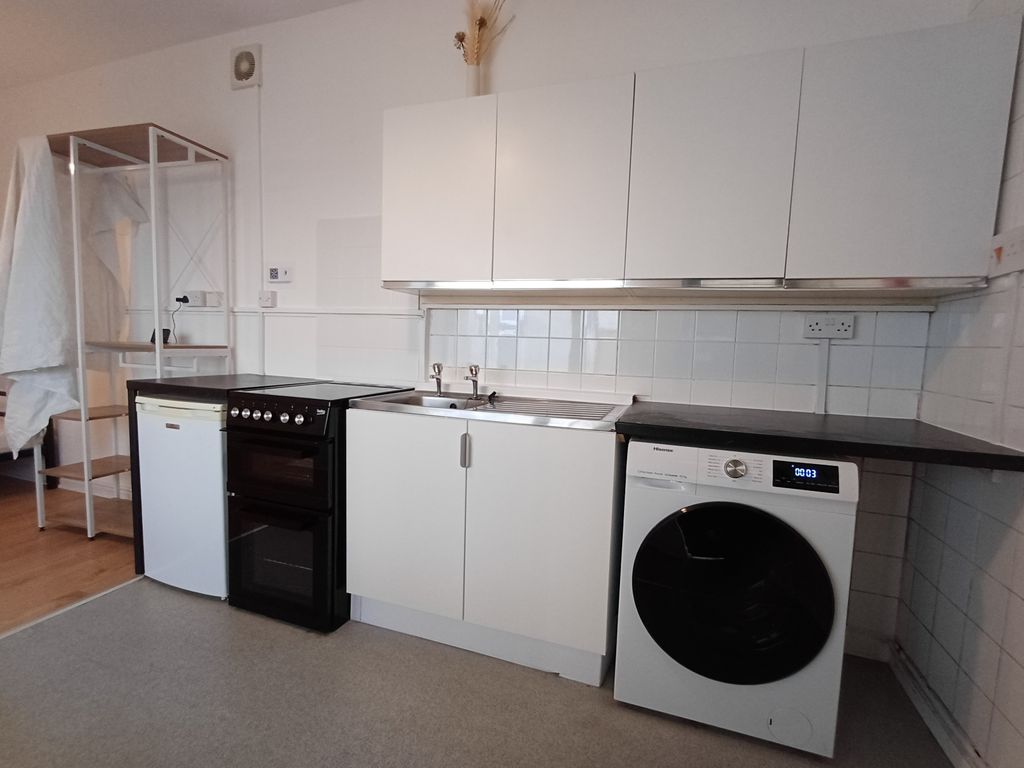 Property photo 3 of 7 20260902 123439