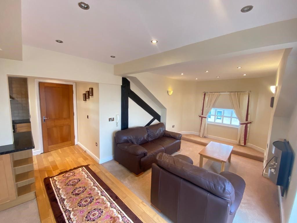 Property photo 3 of 8