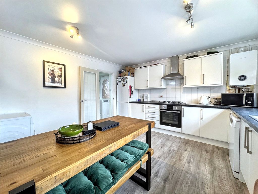 Property photo 2 of 21 Picture No. 02