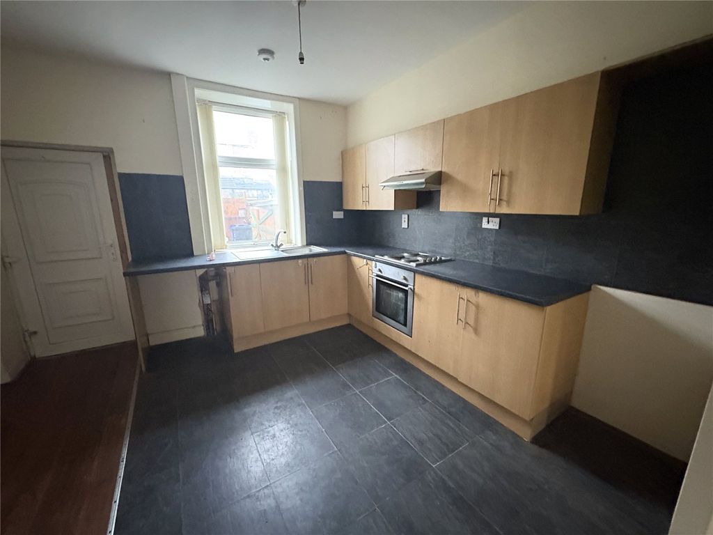 Property photo 3 of 7 Picture No. 04