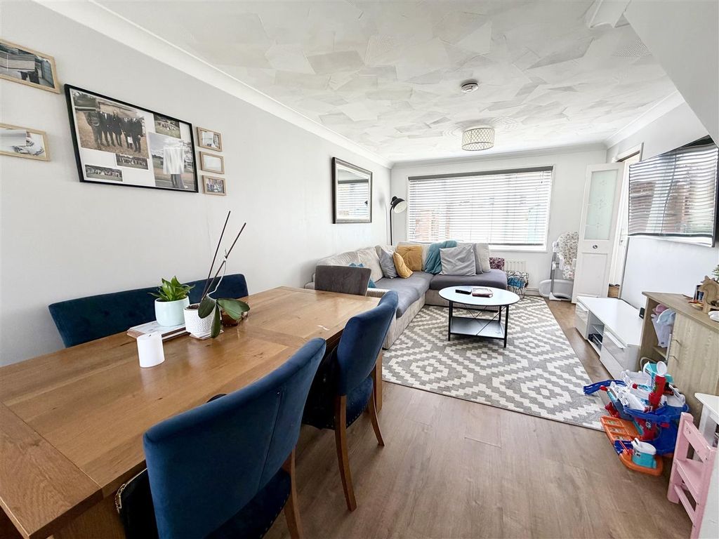 Property photo 3 of 13 Img_5800.Jpeg