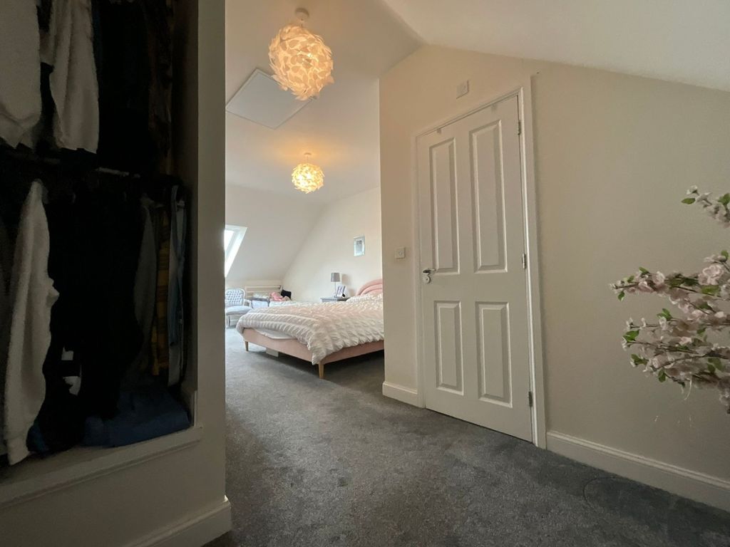 Additional image 20 of 4 bed semi-detached house for salePortrush Drive, Hebburn NE31