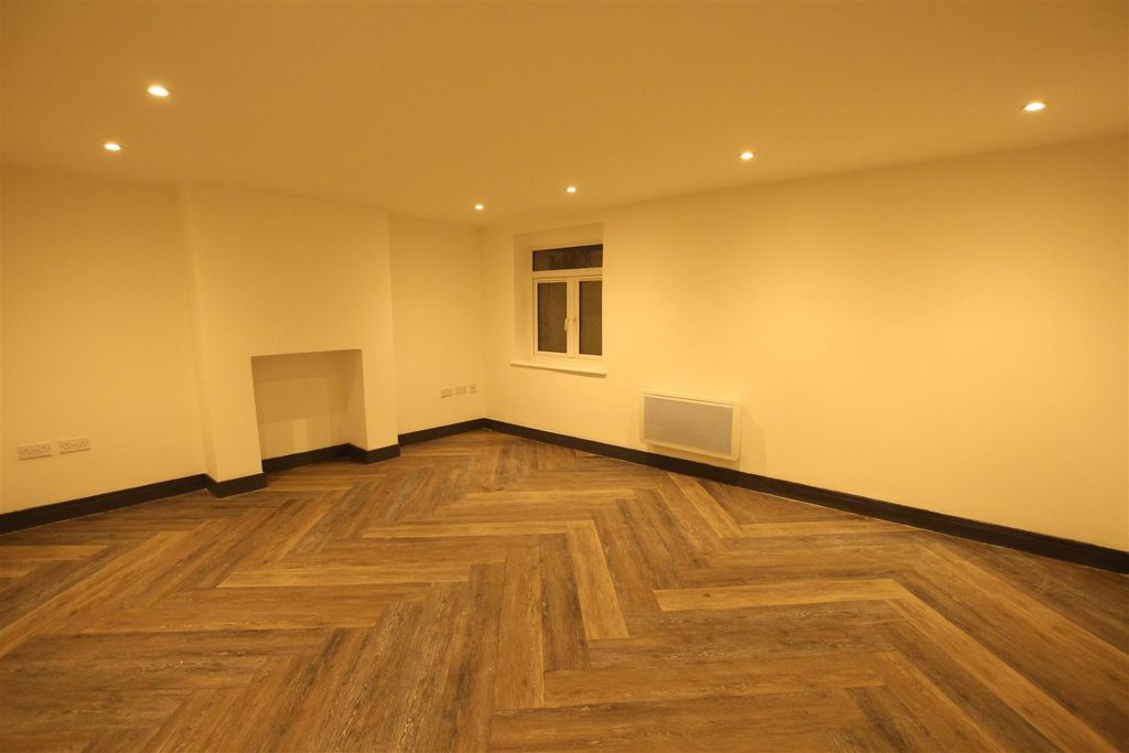 Property photo 2 of 9 Img_9745.Jpg