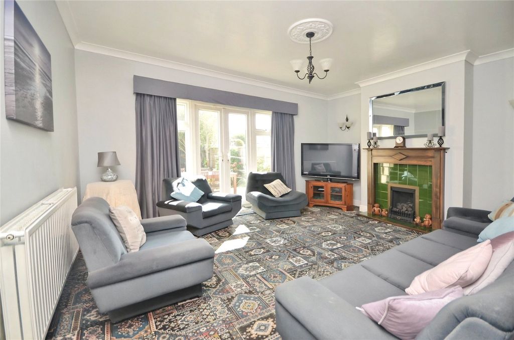 Property photo 2 of 14 Picture No. 09