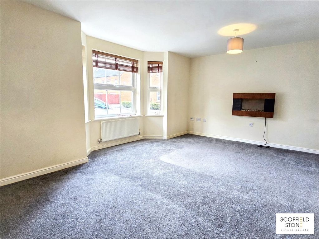 Property photo 2 of 8 Lounge/Diner