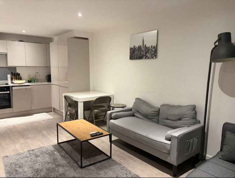 Property photo 2 of 12