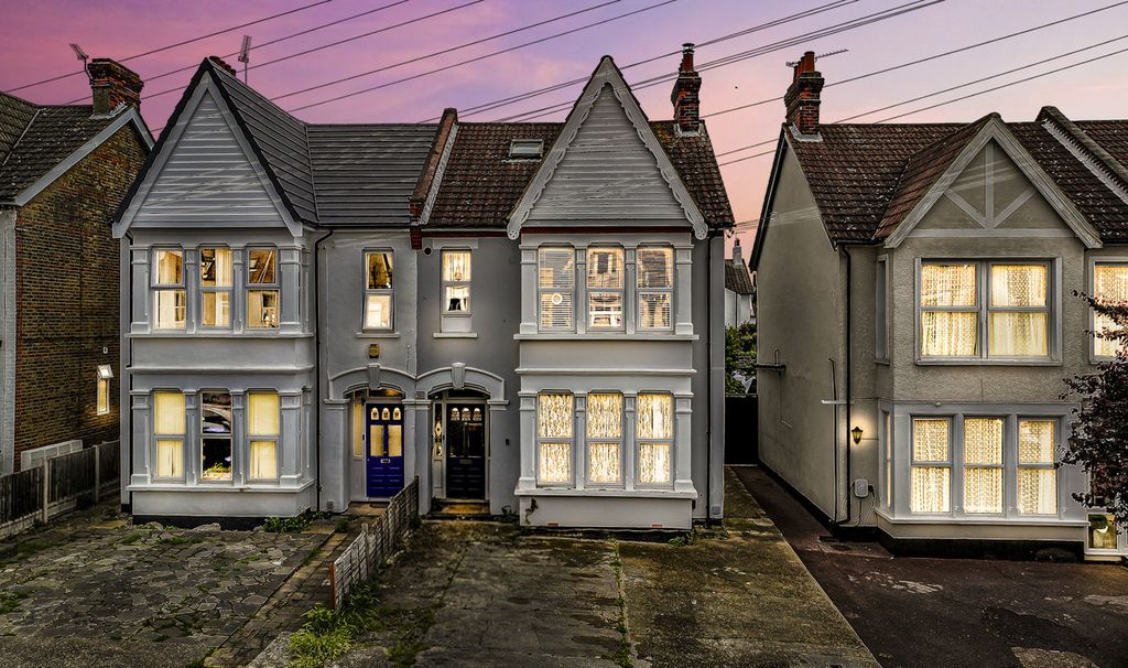 Property photo 1 of 19