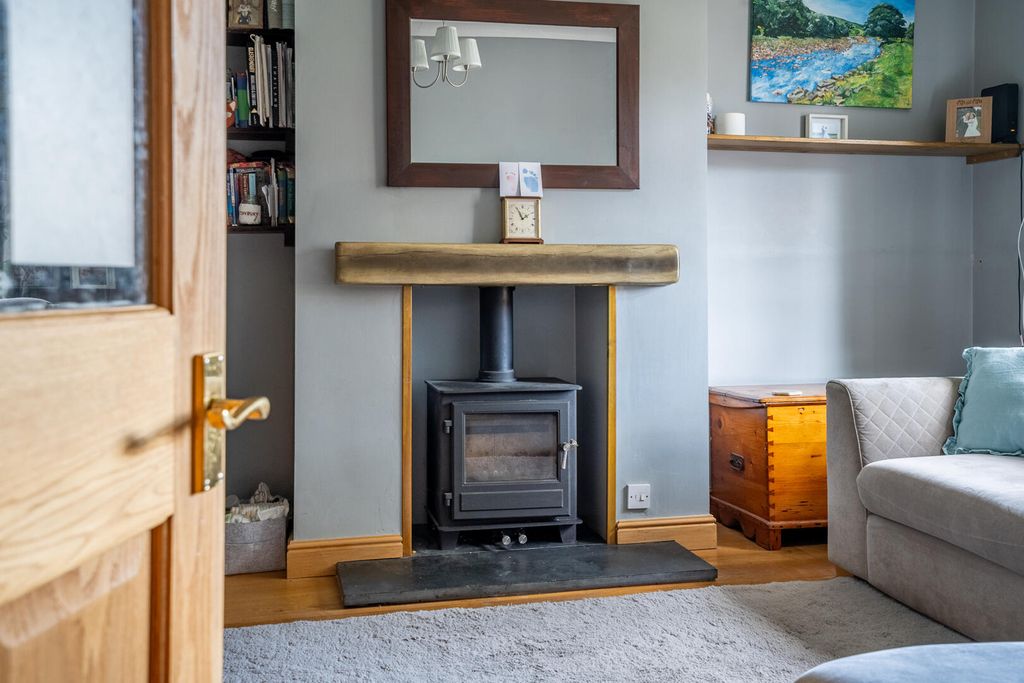 Property photo 3 of 20 Living Room