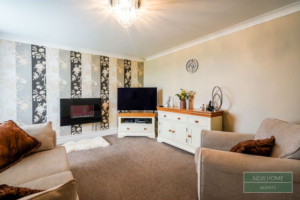 Property photo 2 of 16 Photo 11