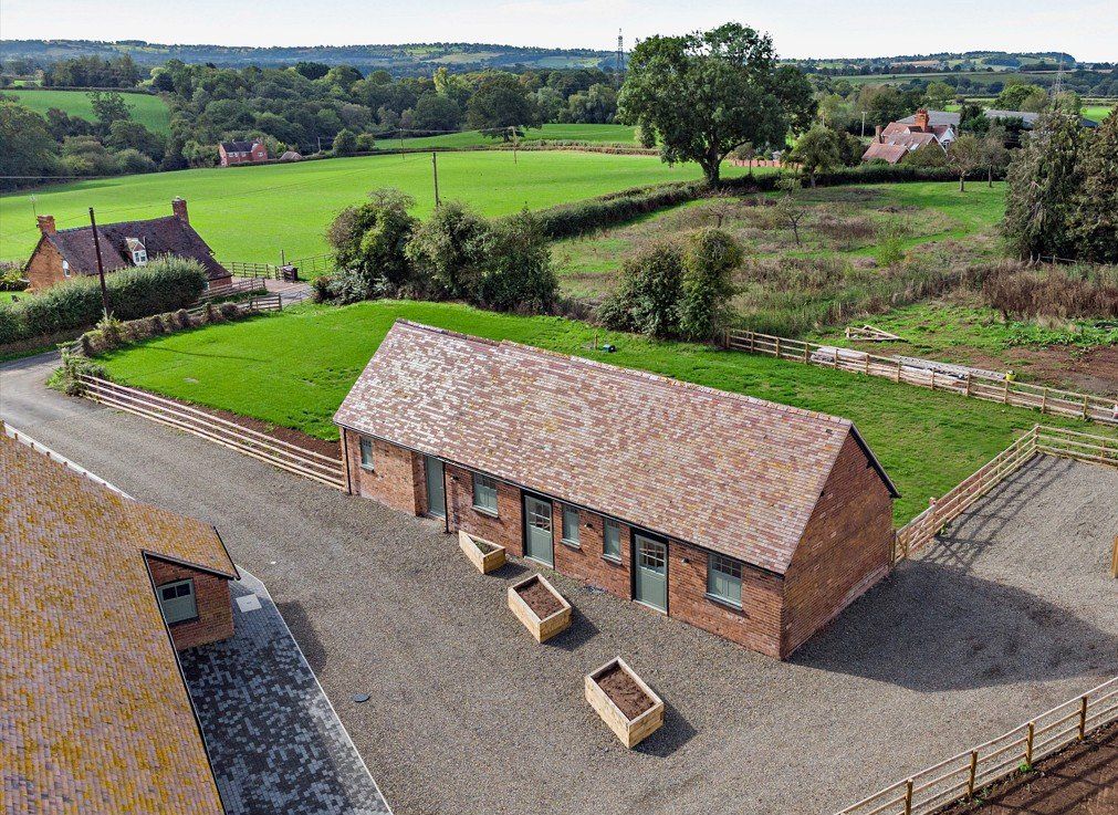 Property photo 1 of 20 Front