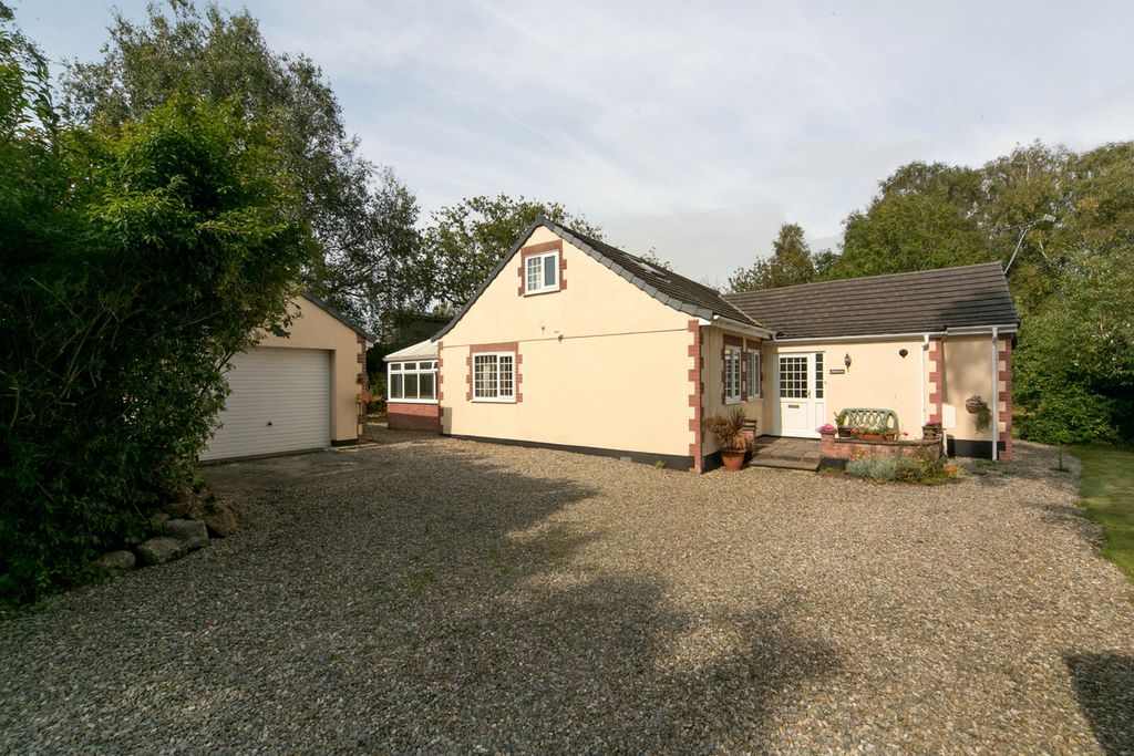 Property photo 2 of 45