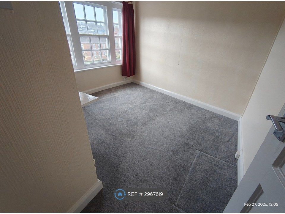 Property photo 3 of 4