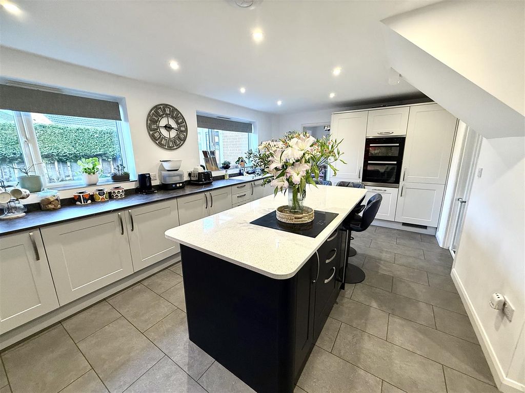 Property photo 2 of 24 Img_2811.Jpg