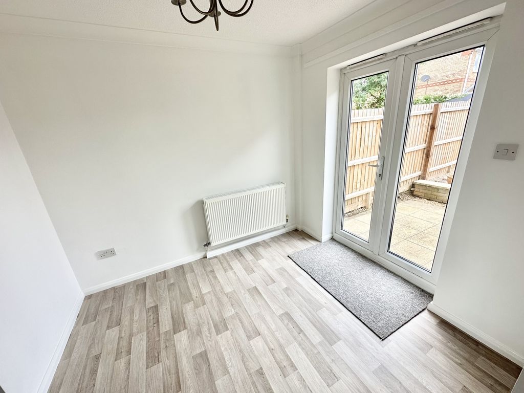 Property photo 3 of 11 Img_0009