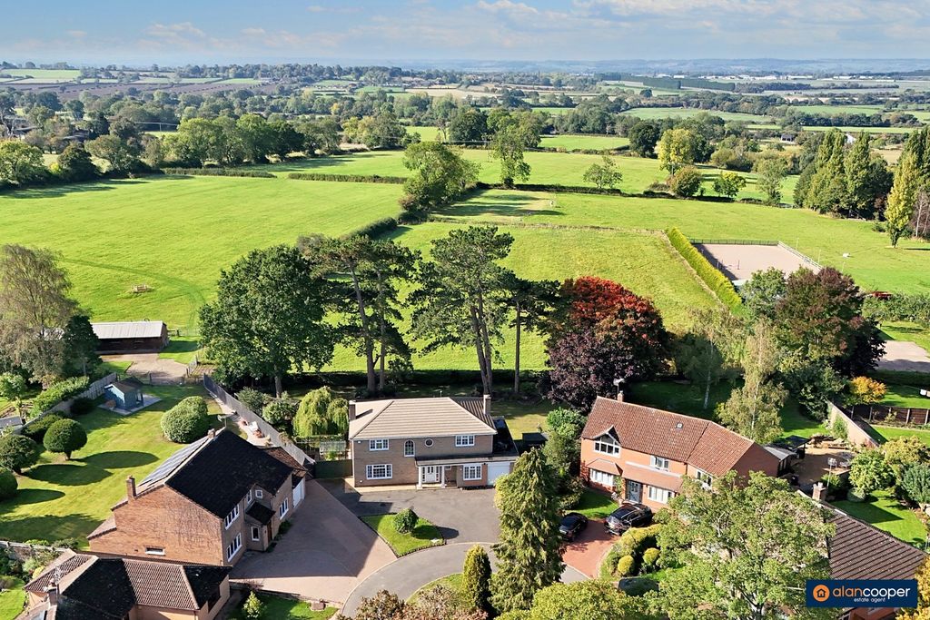 Property photo 2 of 49 4513764