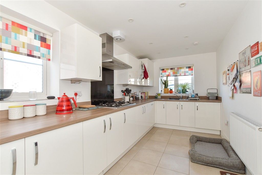 Property photo 2 of 16 Kitchen