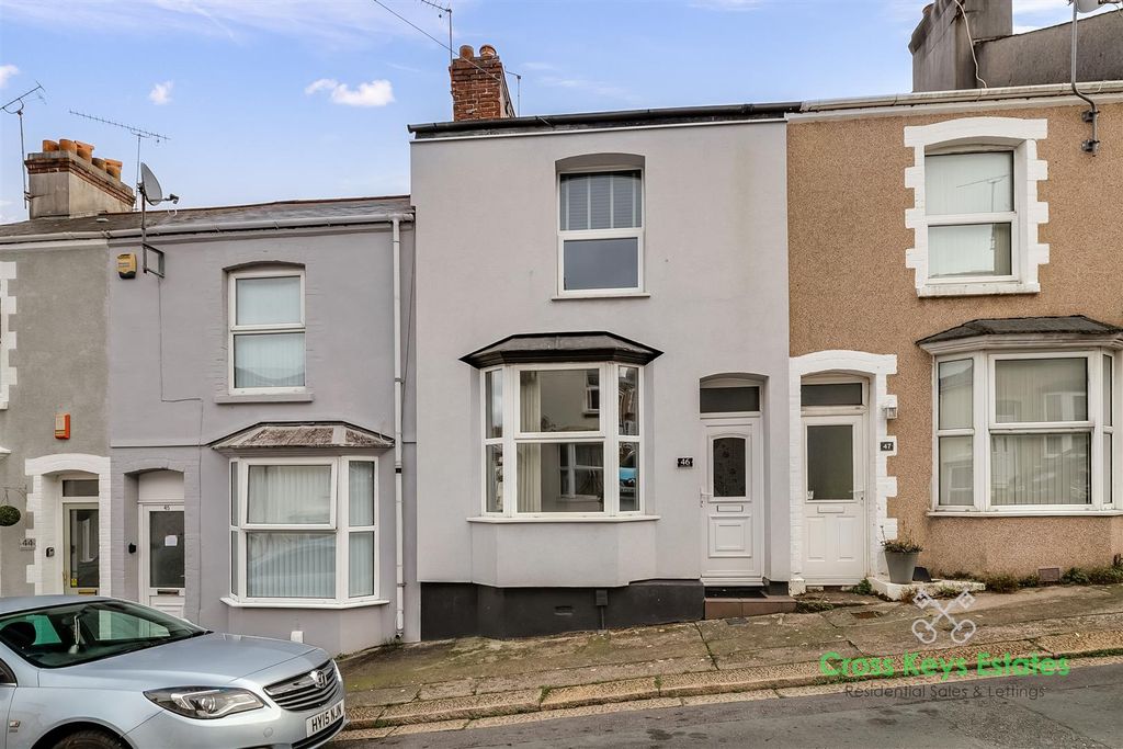 Property photo 1 of 24 Stoke