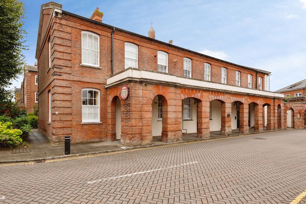 Property photo 1 of 15 Pbox-Img.Jpg