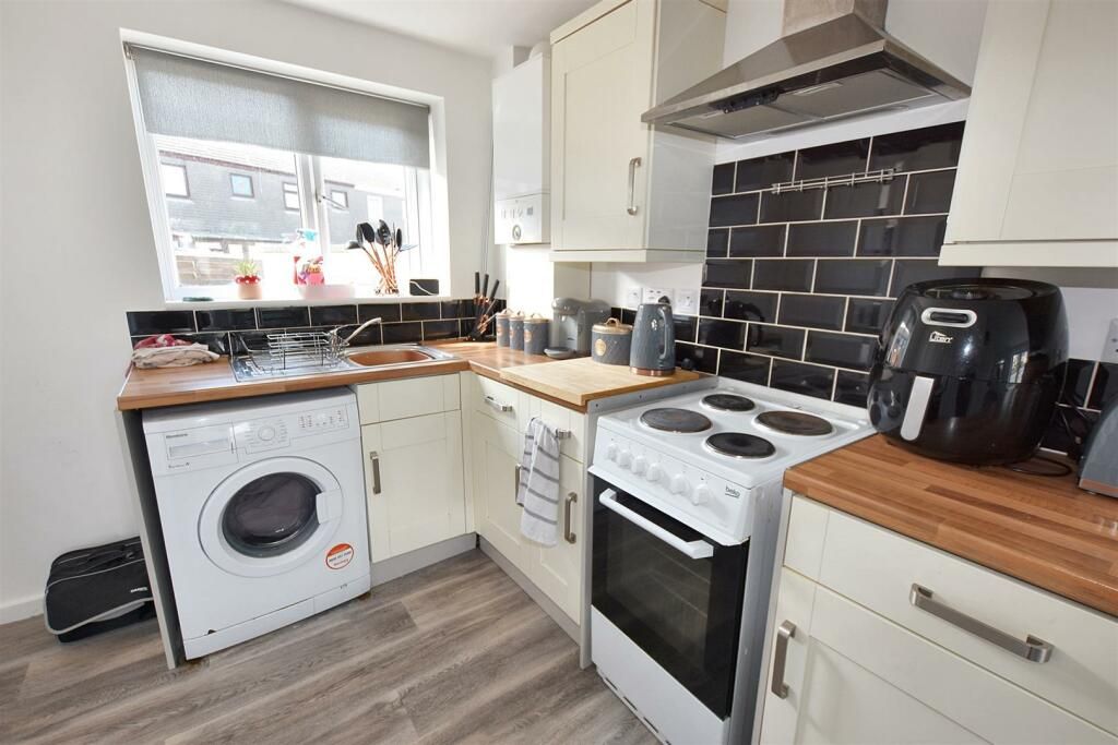 Property photo 3 of 21