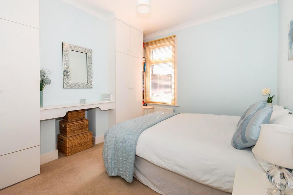Property photo 2 of 7 3Ifhxnftyemal-76Ysi4Gq.Jpg