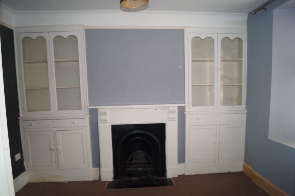 Property photo 3 of 17