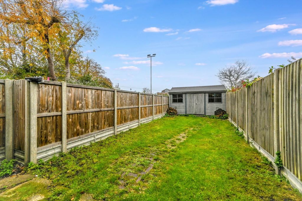 Property photo 2 of 13