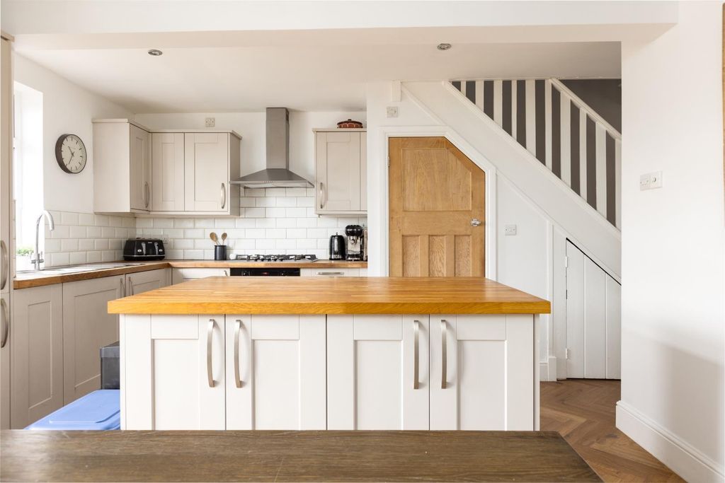 Property photo 3 of 28 21 Westleigh Park, Bs14 9Tj-22.Jpg