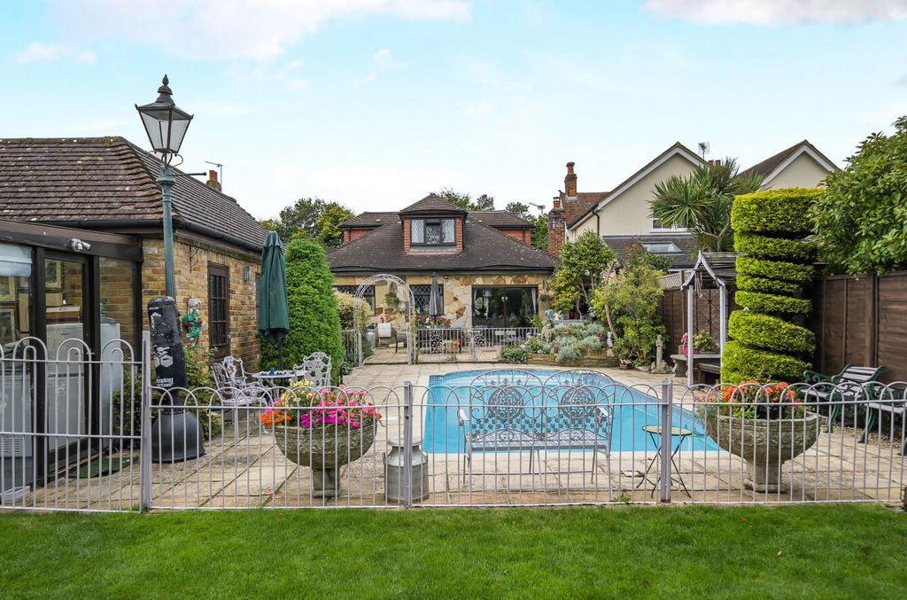 Property photo 1 of 18 1183963 (10).Jpg