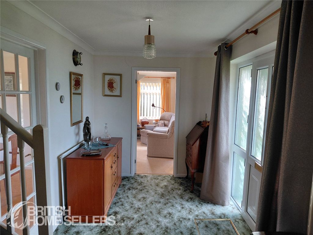 Property photo 2 of 27 Picture No. 08