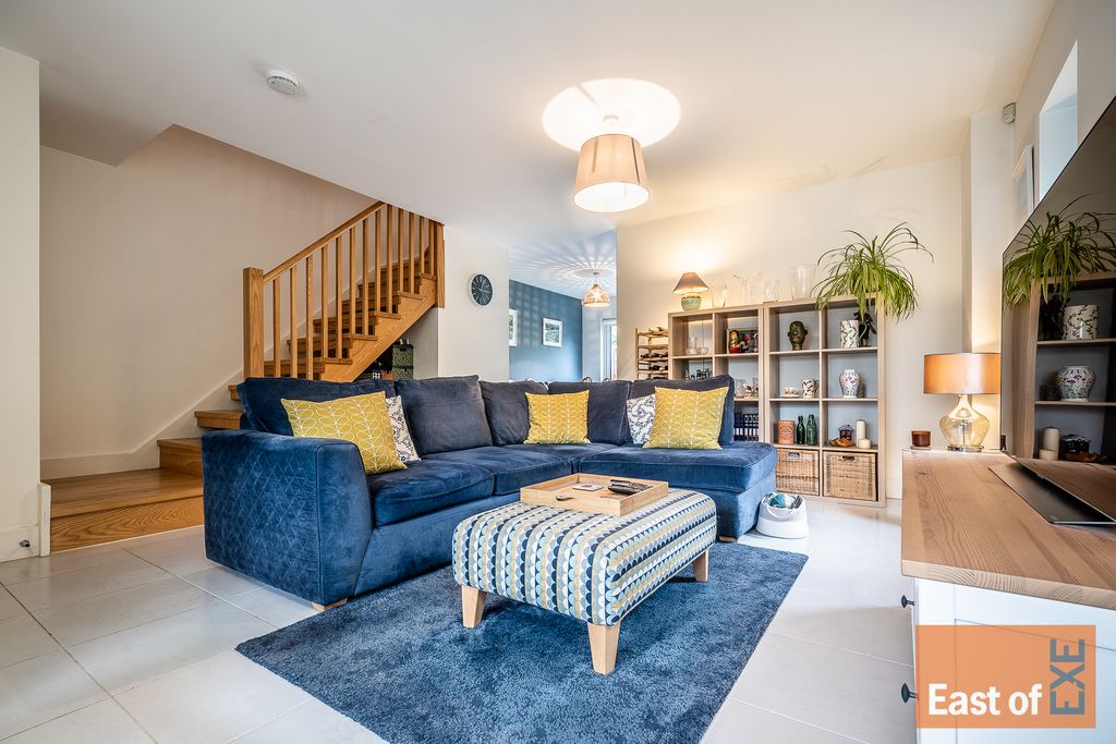 Property photo 2 of 21 9 Holland Park - Web-25