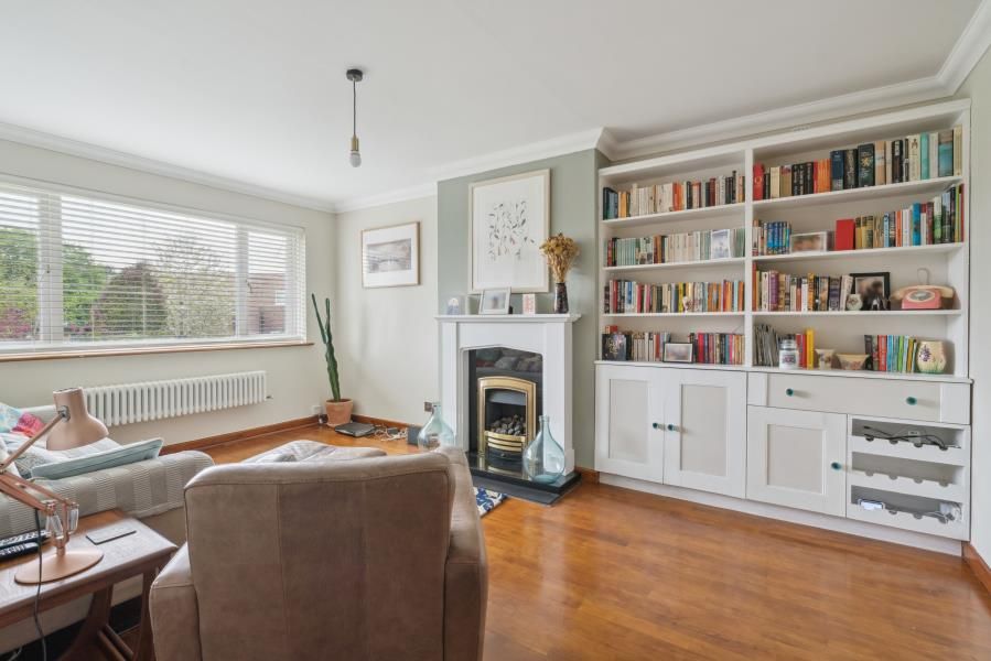 Property photo 2 of 9