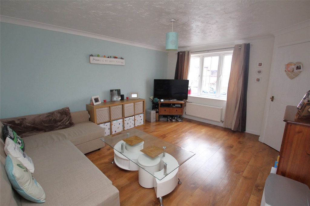 Property photo 2 of 16 Picture No. 15