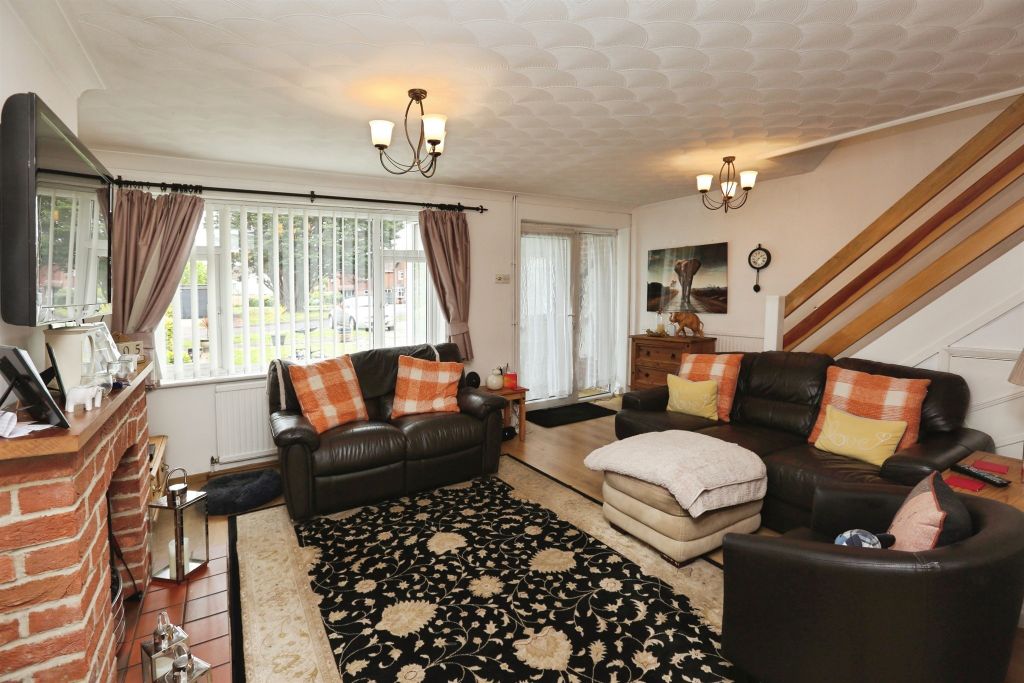 Property photo 3 of 18