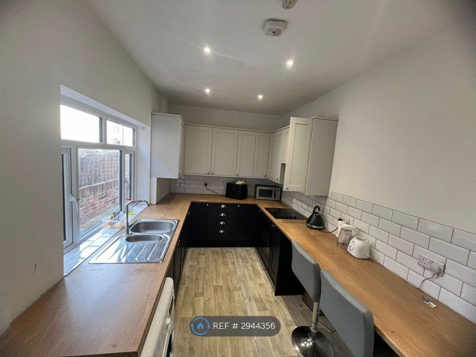 Property photo 2 of 4