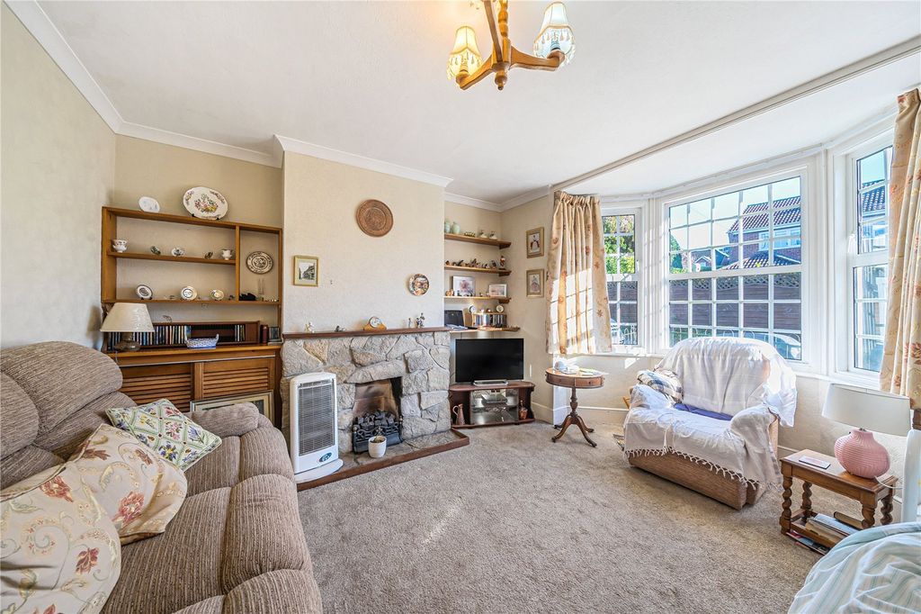 Property photo 2 of 12 Picture No. 02