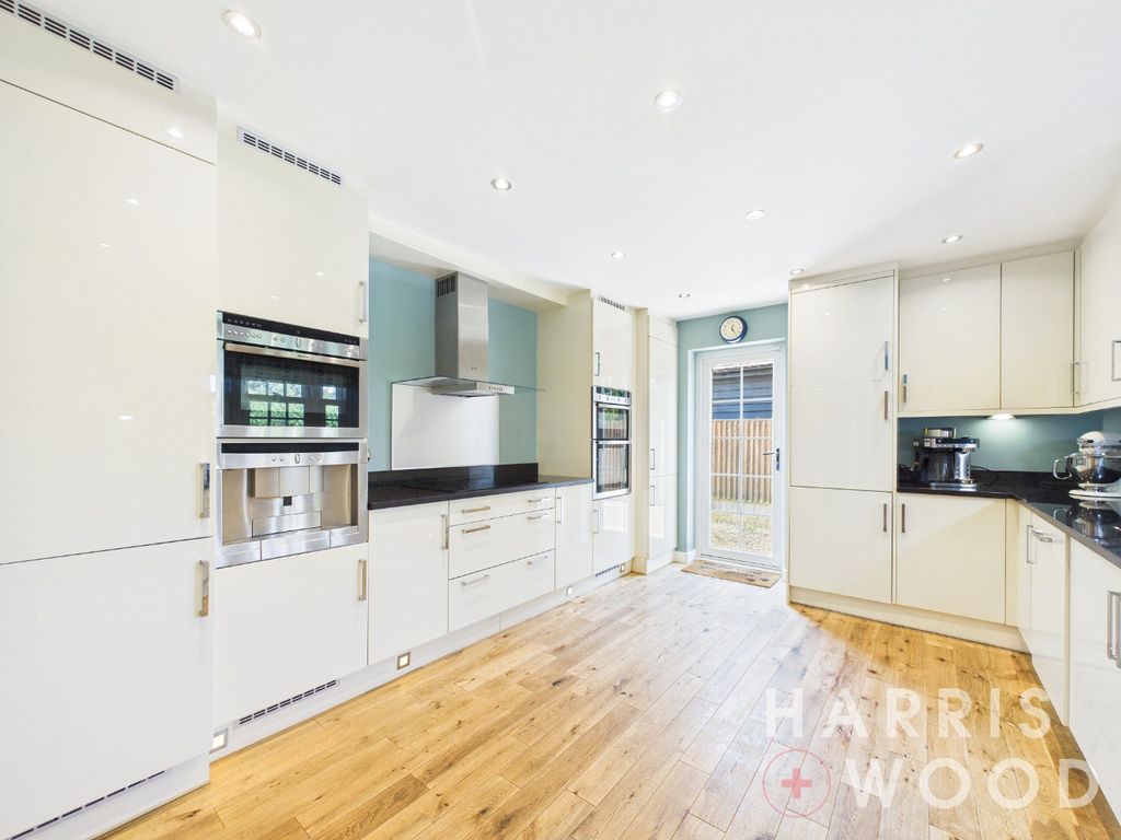Property photo 3 of 45 5233253