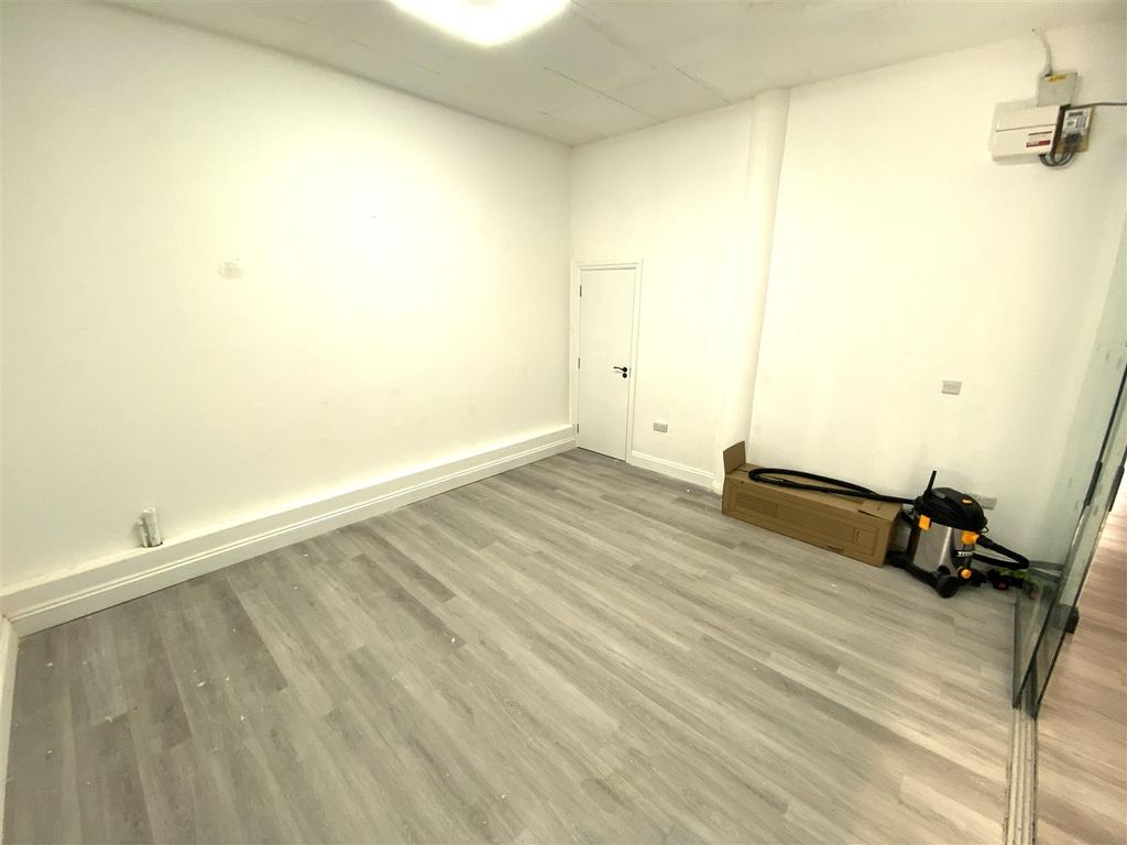 Property photo 3 of 5 Img_6367A.Jpg