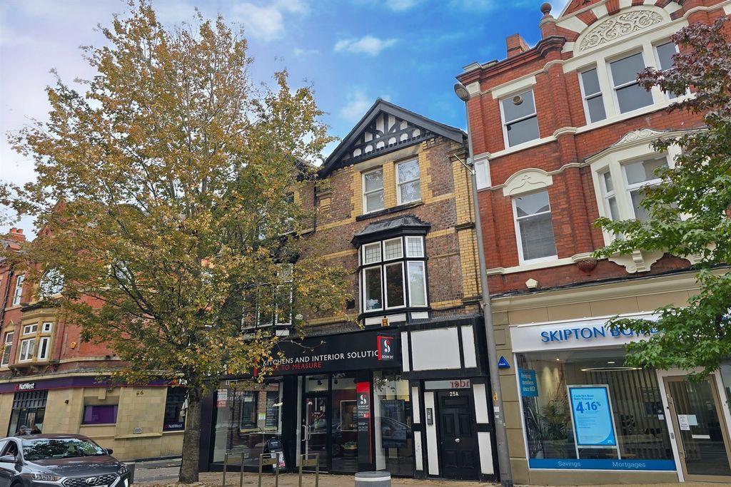 Property photo 1 of 14 (Main)