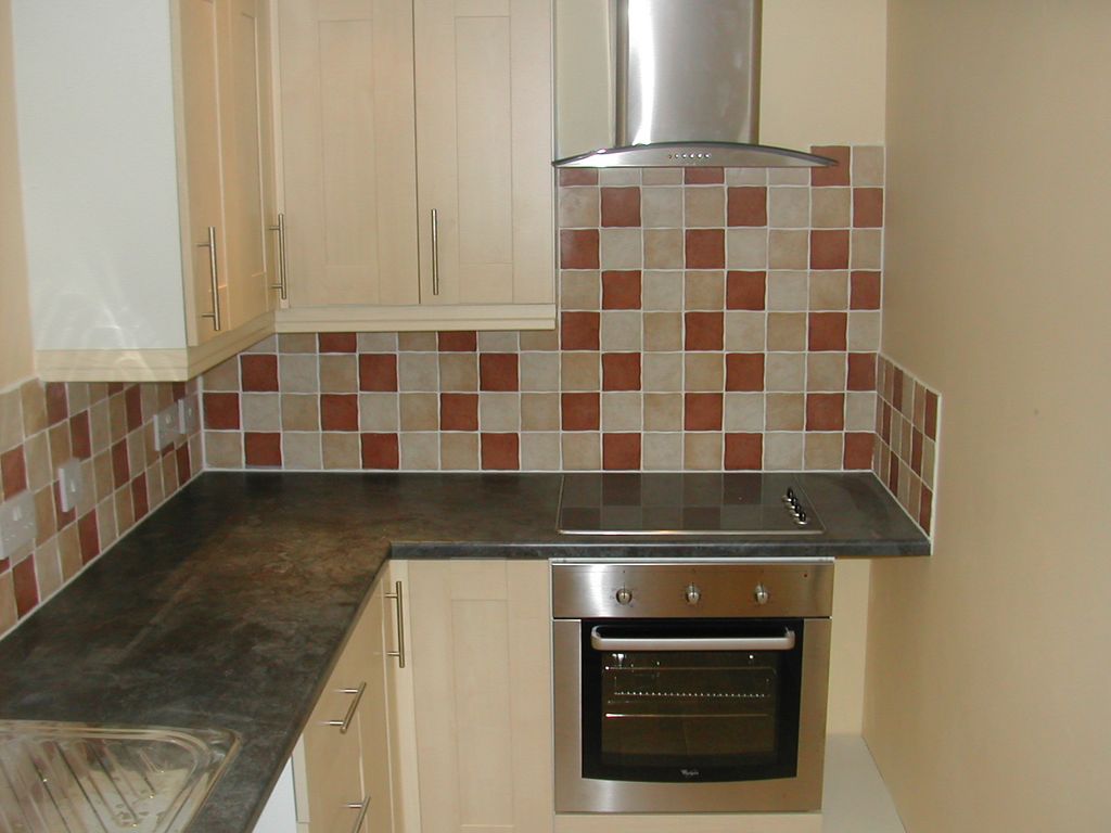 Property photo 2 of 5 5 Grove Road 1 (1).J