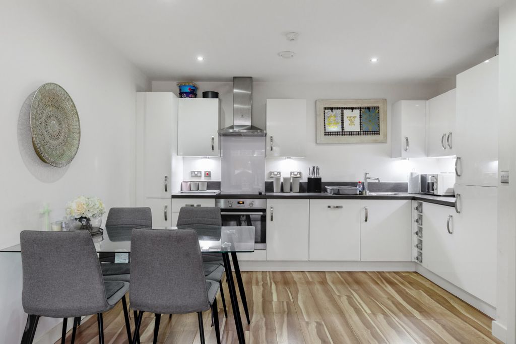 Property photo 2 of 9 Imported Image