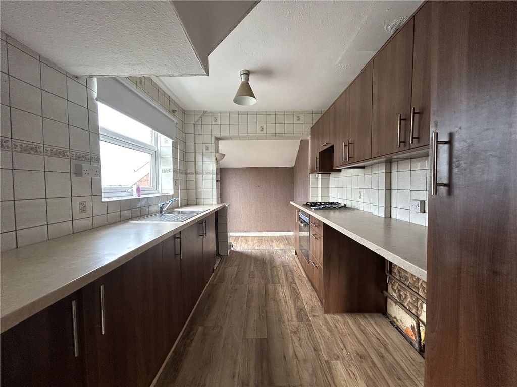 Property photo 3 of 11 Picture No. 04